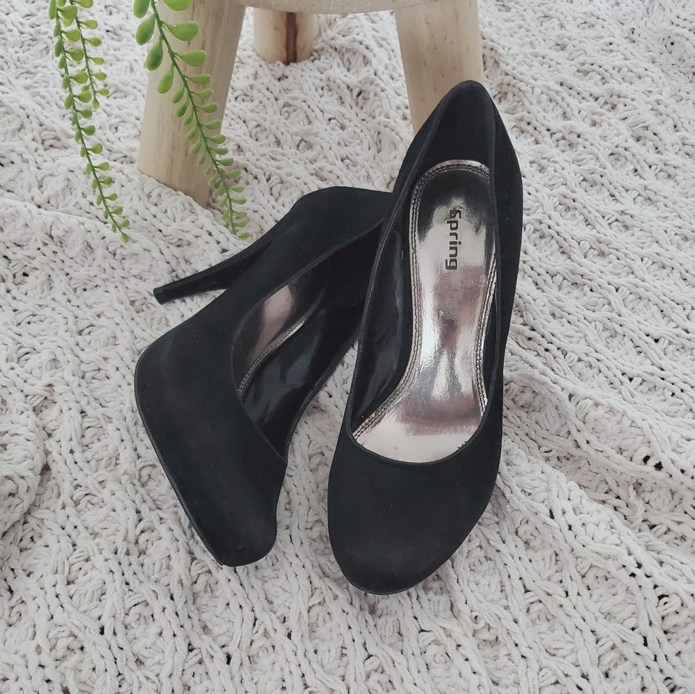 Wedge Faux Suede almond Toe heels- pumps- Size 37